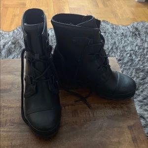 Sorel Joan rain wedge felt